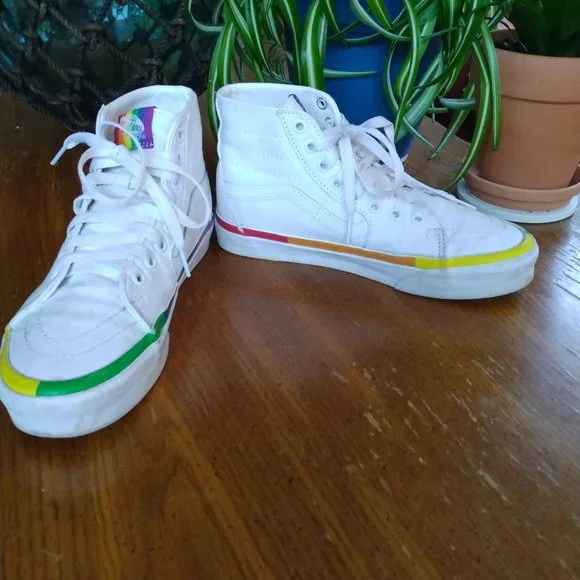Vans Sk8-Hi Tapered True White Rainbow Foxing 7 5.5 Pride๐ณ๏ธโ๐ - Picture 9 of 13